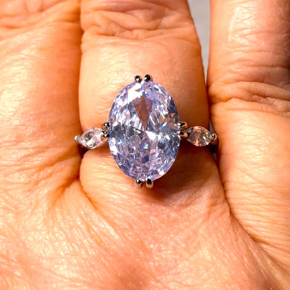 Wow!Large oval ring with marquise side stones engagement style silver ring-NWOT